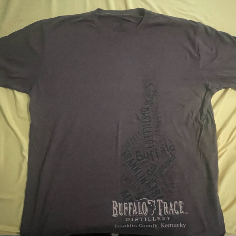 *Vintage* Buffalo Trace distillery T-shirt